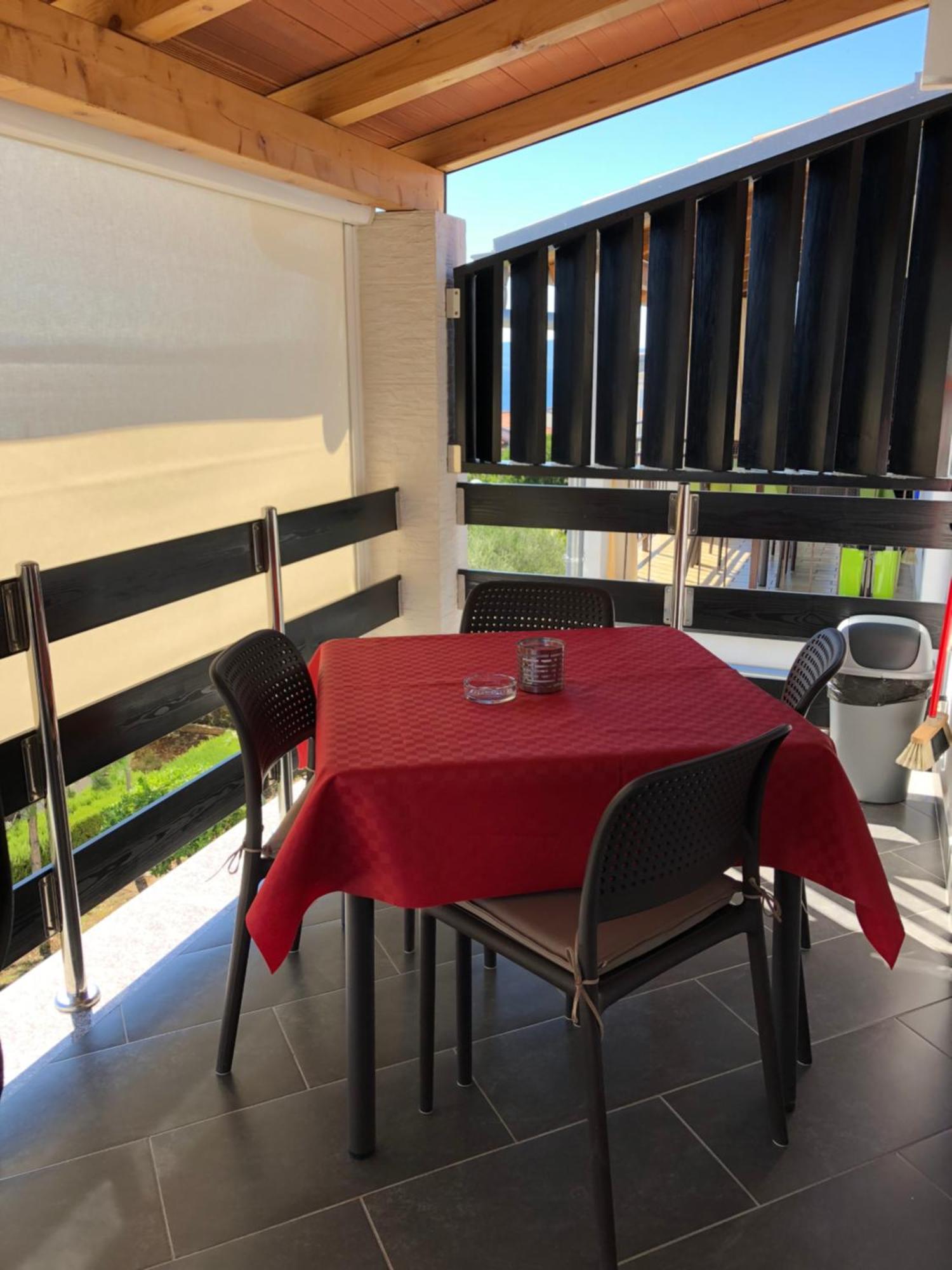 Residence4A-Appartamento Rosso Ravni Exterior foto